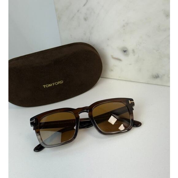 NEW Tom Ford FT0751 Dax Unisex Sunglasses in Havana Brown - Picture 2 of 5